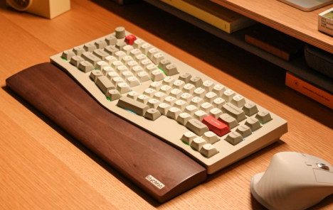 손목이 편한 인체공학 앨리스 배열, 키크론 V10 PRO MAX 레트로