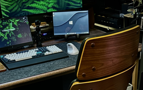 쫀득한 타건감의 미니멀 셋업, 키크론 K10 PRO MAX 카본 블랙