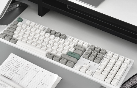 따뜻한 미니멀 데스크셋업, 키크론 K10 PRO MAX 쉘 화이트