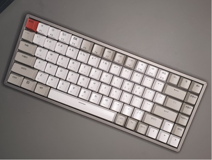 키크론 K2 V2 블루투스 멀티페어링 적축 기계식 키보드 사용기 With  레트로