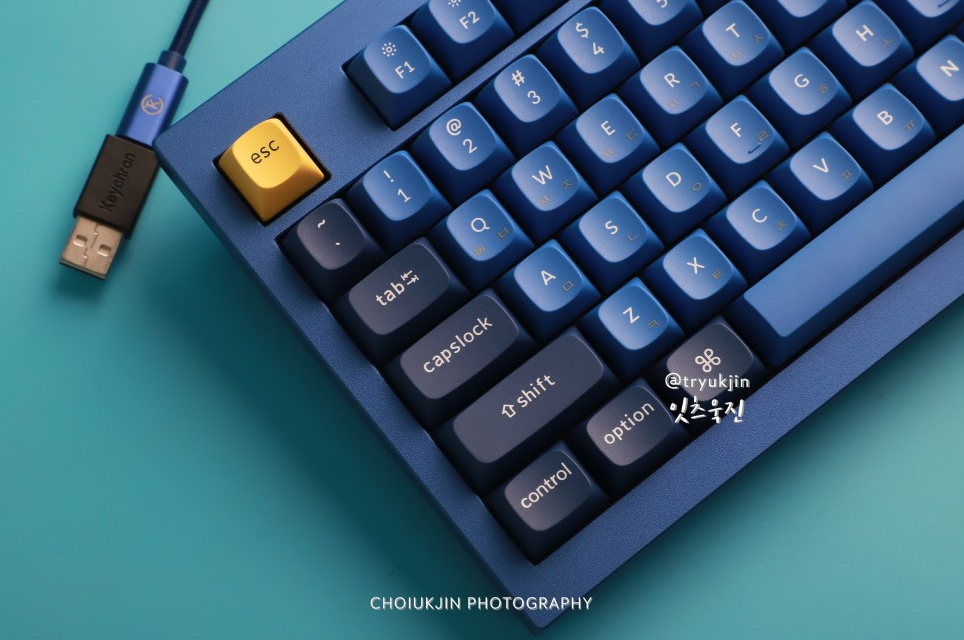 커스텀 키보드 기계식 키보드 추천 키크론 Q5 Knob를 사전예약으로 저렴하게 만날 수 있다?