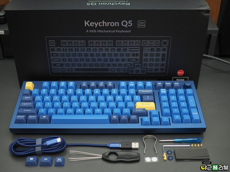 키크론 Q5 Knob 일렉트로마트 에디션 타건 추천(feat. 적축 기계식 커스텀 키보드)