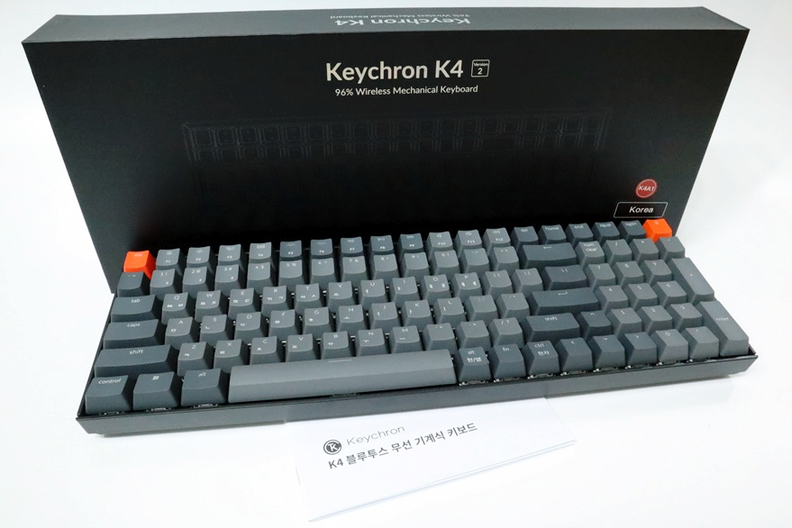 [키크론 블루투스 키보드] K4 화이트 LED 적축 기계식 키보드 사용 후기