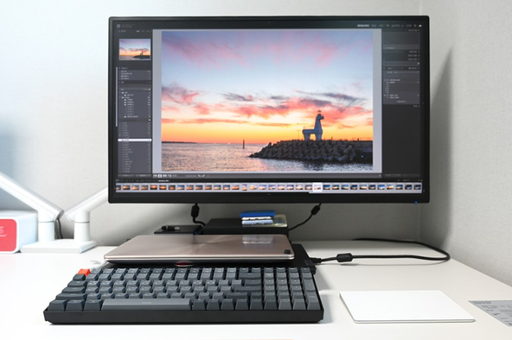 기계식 블루투스 키보드 풀배열 키크론 K4 White LED 적축