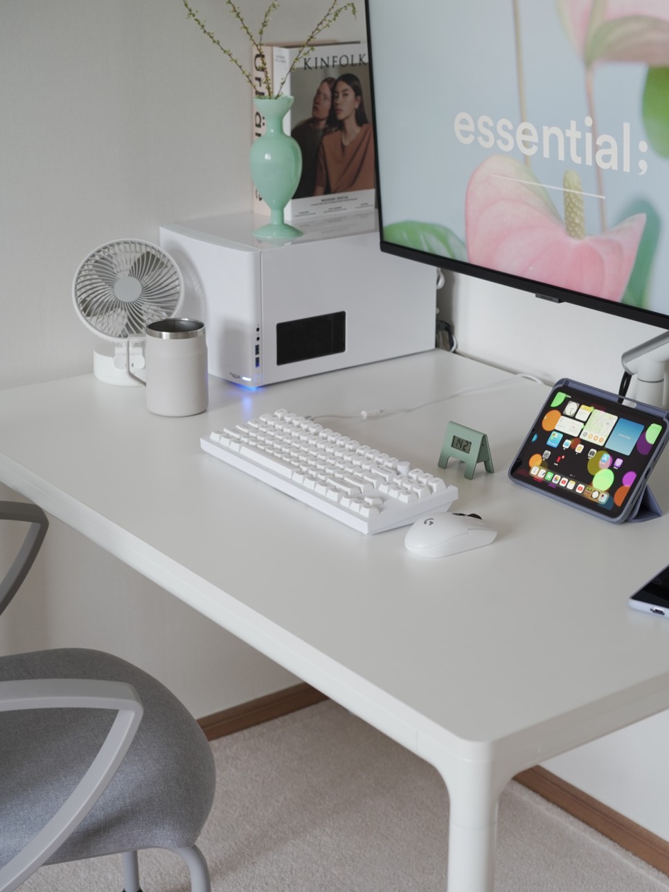 커스텀 기계식 키보드 키크론 Q3 화이트로 데스크테리어 완성