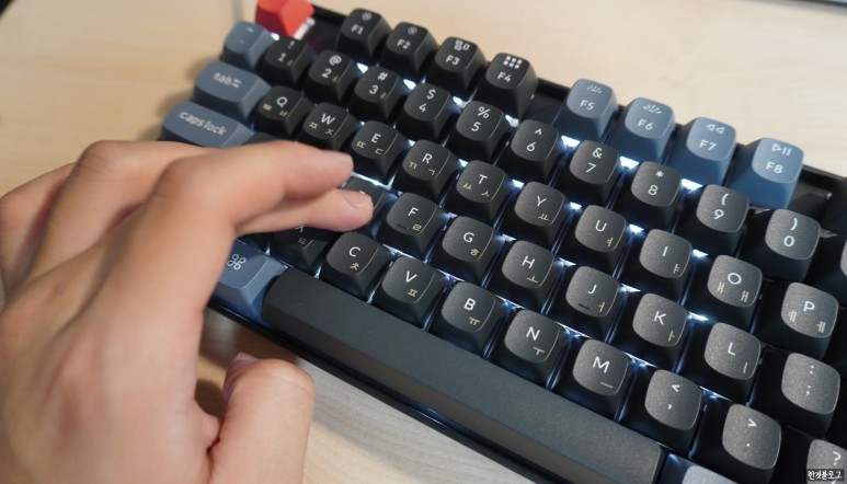 [리뷰] 키크론 K8 PRO White 기계식 무선키보드 개봉&이용기