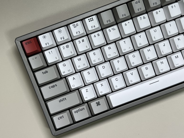 키크론 k2 레트로 핫스왑 무소음 적축 키보드 리뷰