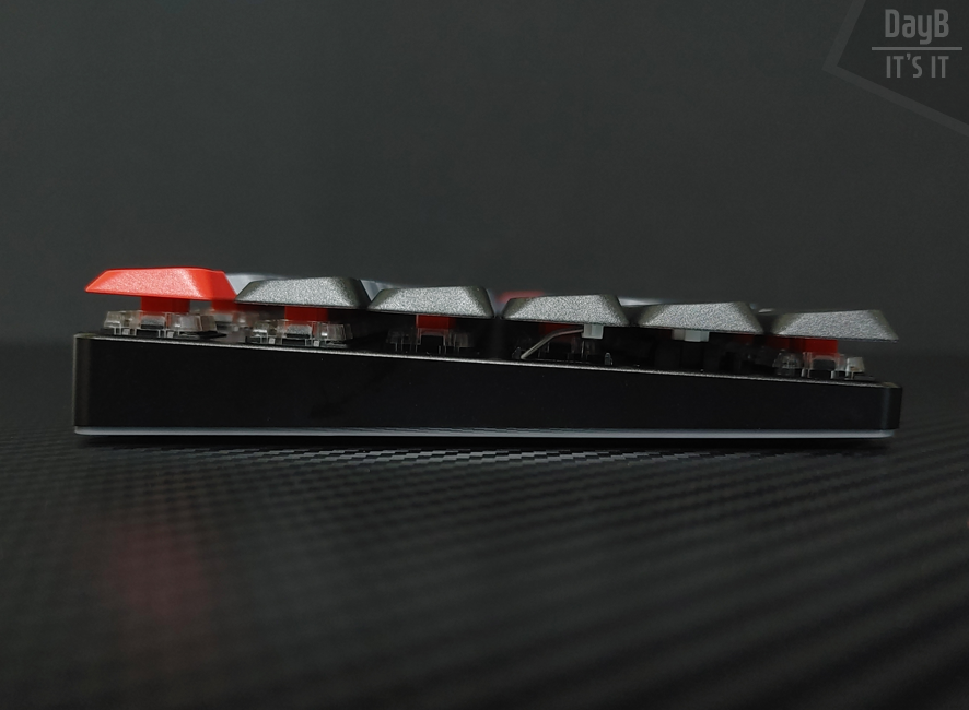 슬림한 휴대용 키보드 키크론 K1 PRO 적축 텐키리스 기계식 키보드