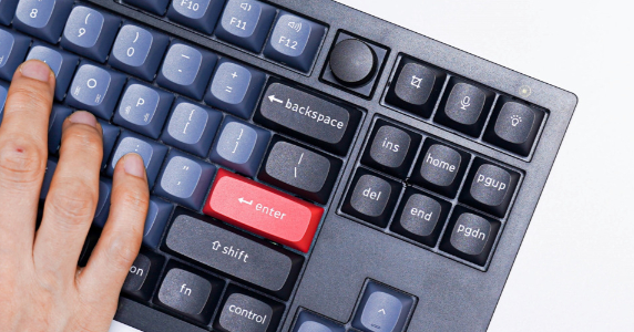 유선 기계식 키보드 추천 키크론 V3 Knob 저소음축 매력 있어