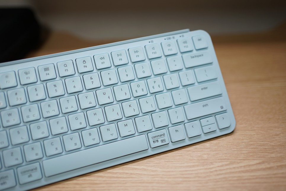 키크론 B1 팬터그래프 슬림 블루투스 키보드 소다블루 후기