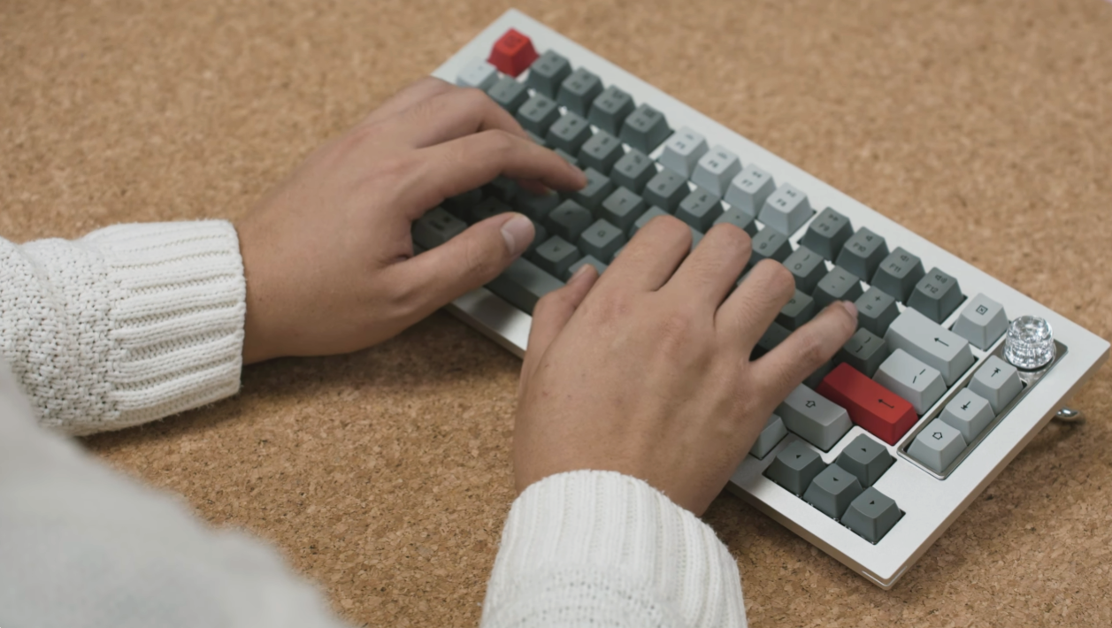 최초!! 콜라보로 출시한 키크론 81 PRO 따끈 따끈 겨울 모닥불 축 ( Keychron 81 Pro )