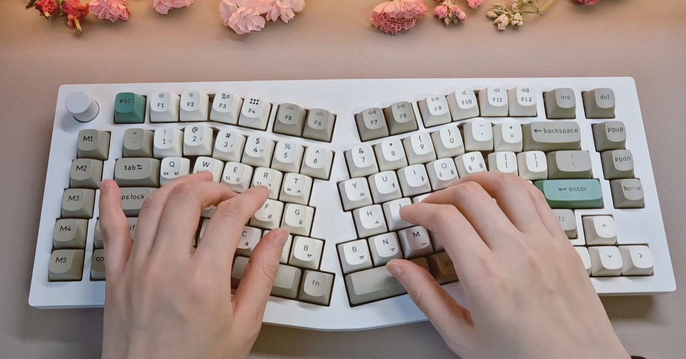 손목보호 인체공학 앨리스배열 입문 키보드!! 포닥포닥 저소음 바나나 스위치