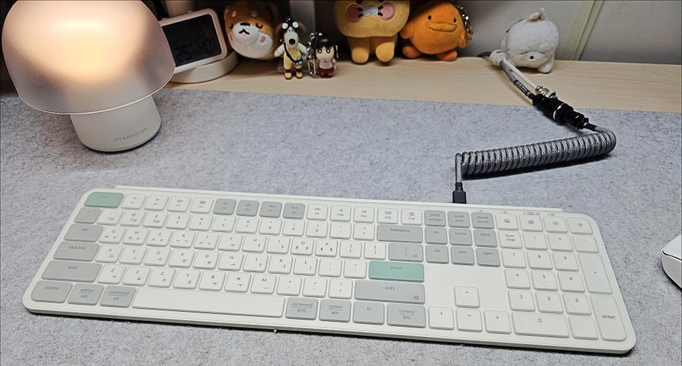 휴대용 블루투스 키보드 추천 키크론 B6 PRO 레트로 그린